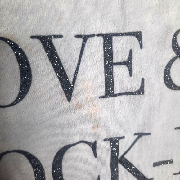 CHASER Love and Rock-N-Roll Tee in Cloud Size Medium NWOT Lightly Flawed - Picture 6 of 7